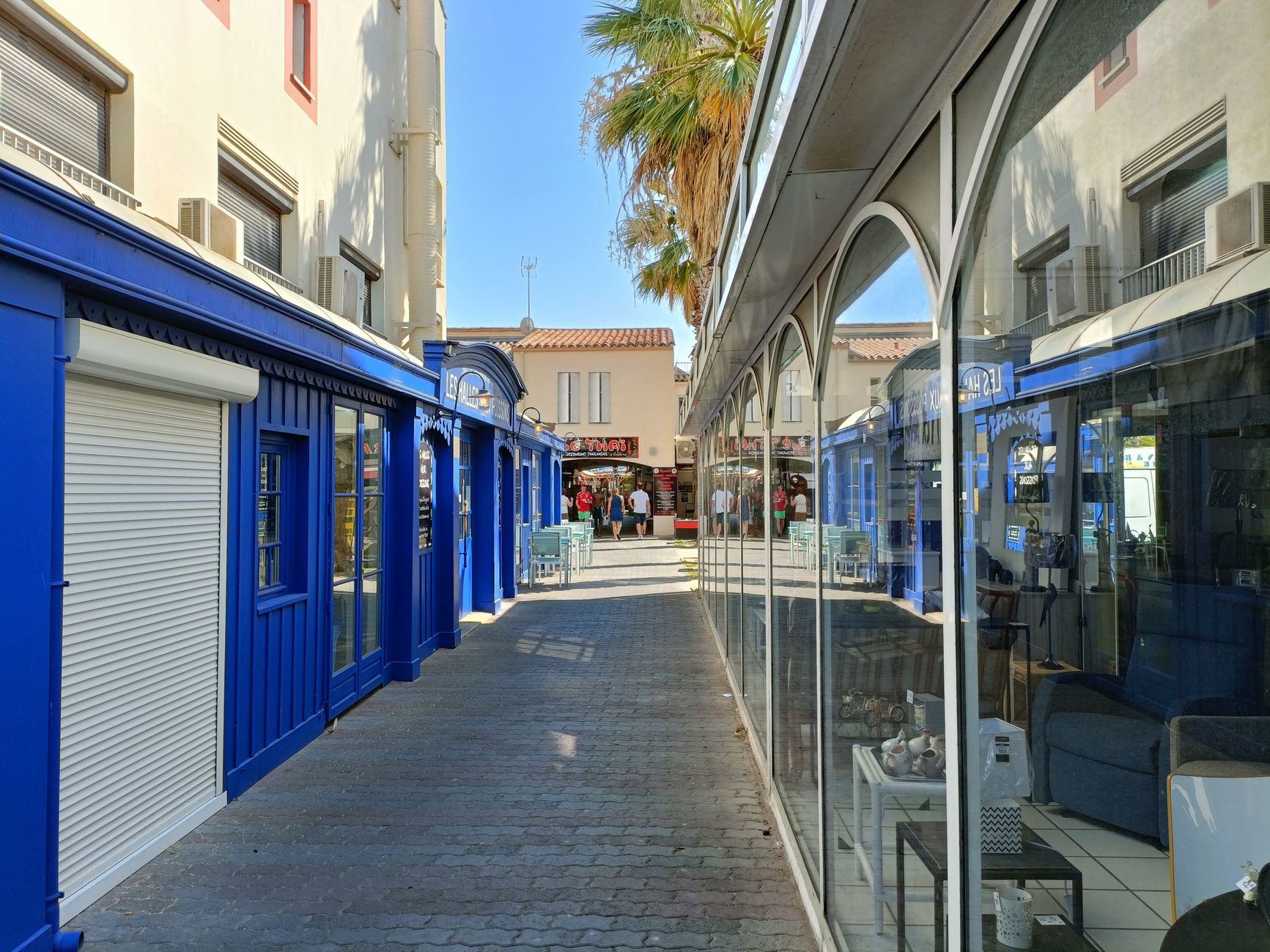 Agence immobilière commerciale équipe à Saint-Quentin